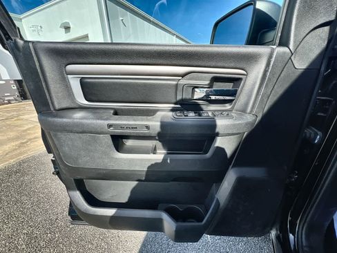 Used 2024 RAM 1500 Classic Warlock image 20