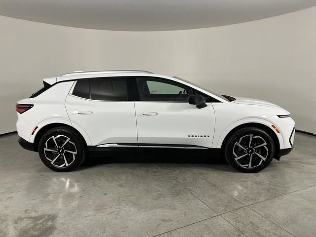 Certified 2024 Chevrolet Equinox EV LT w/ LPO, Blackout Package FWD image 9