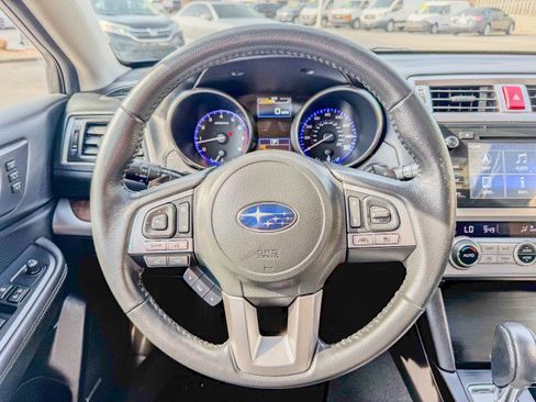 Used 2017 Subaru Outback 3.6R Limited image 8