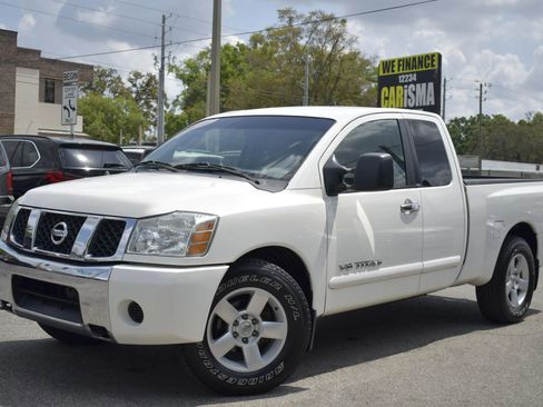 Used 2006 Nissan Titan SE image 3