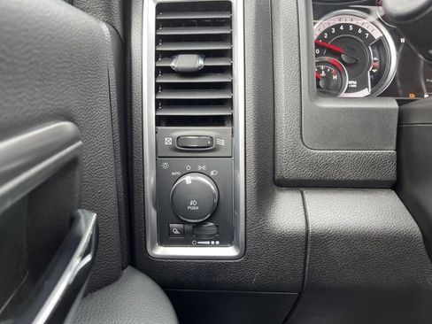 Used 2022 RAM 1500 Classic Warlock w/ Electronics Group image 17