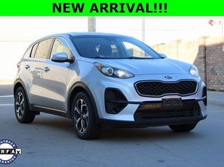 Used 2020 Kia Sportage LX image 1