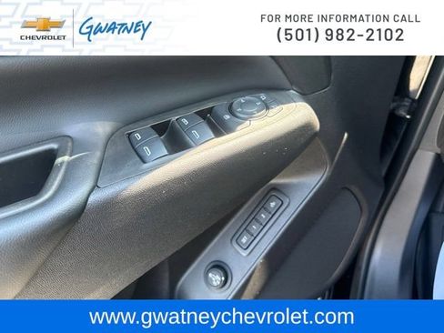 Used 2020 Chevrolet Equinox LT w/ Midnight Edition FWD image 21