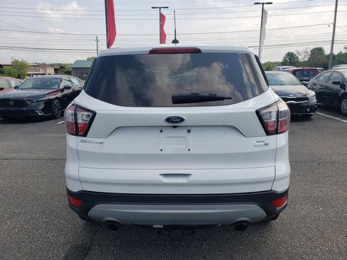Used 2017 Ford Escape SE AWD/4WD image 4