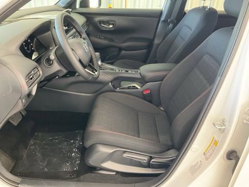 New 2026 Honda HR-V Sport image 5