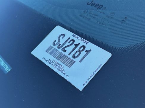 New 2025 Jeep Grand Cherokee L Limited w/ Trailer Tow Package image 23