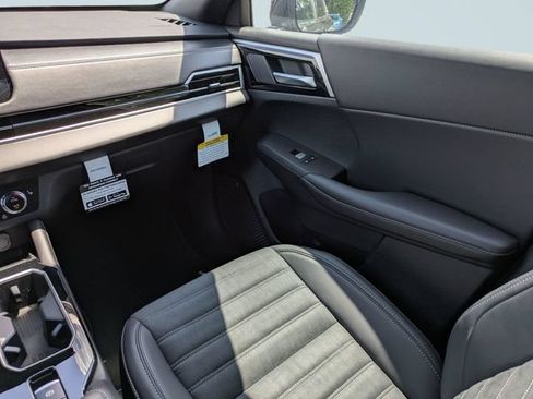 New 2026 Mitsubishi Outlander LE FWD image 18