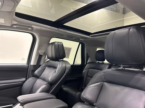 Certified 2026 Lincoln Navigator Reserve AWD/4WD image 26