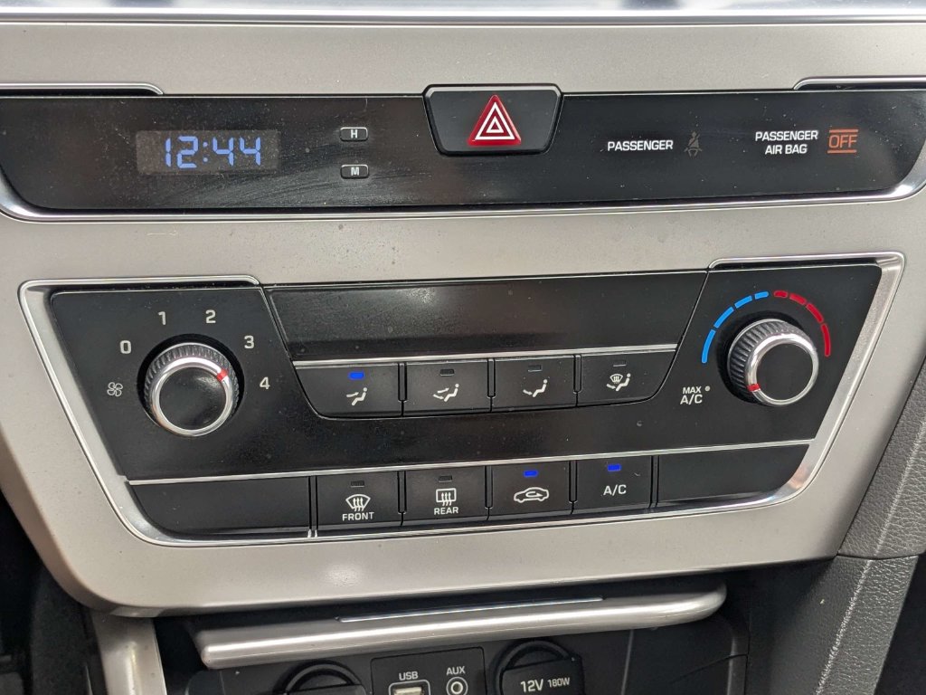 Used 2015 Hyundai Sonata SE w/ Winter Package FWD image 27