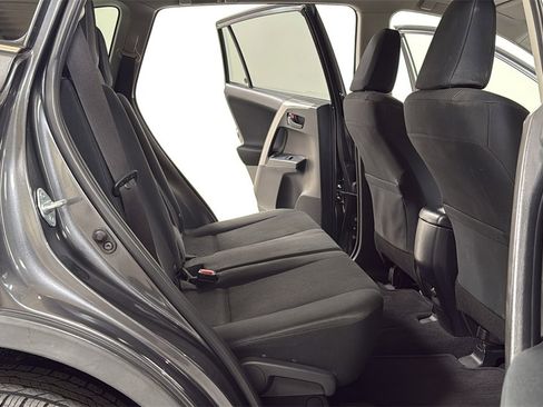Used 2017 Toyota RAV4 LE image 17
