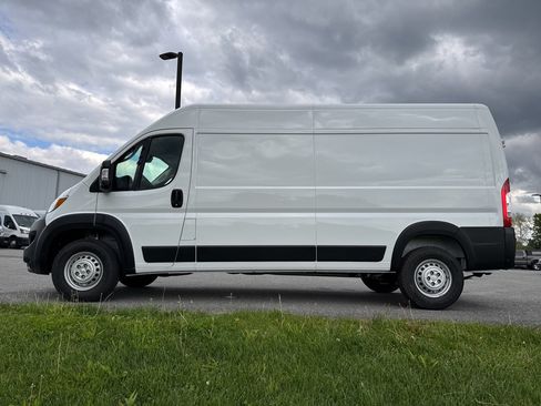 New 2026 RAM ProMaster 2500 w/ Advanced Safety Group FWD image 17