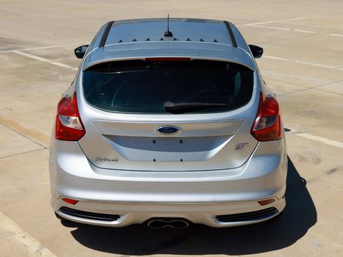 Used 2014 Ford Focus ST image 9