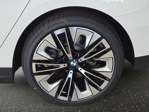 New 2026 BMW 530i image 19