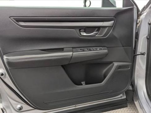 Used 2024 Honda CR-V LX image 13