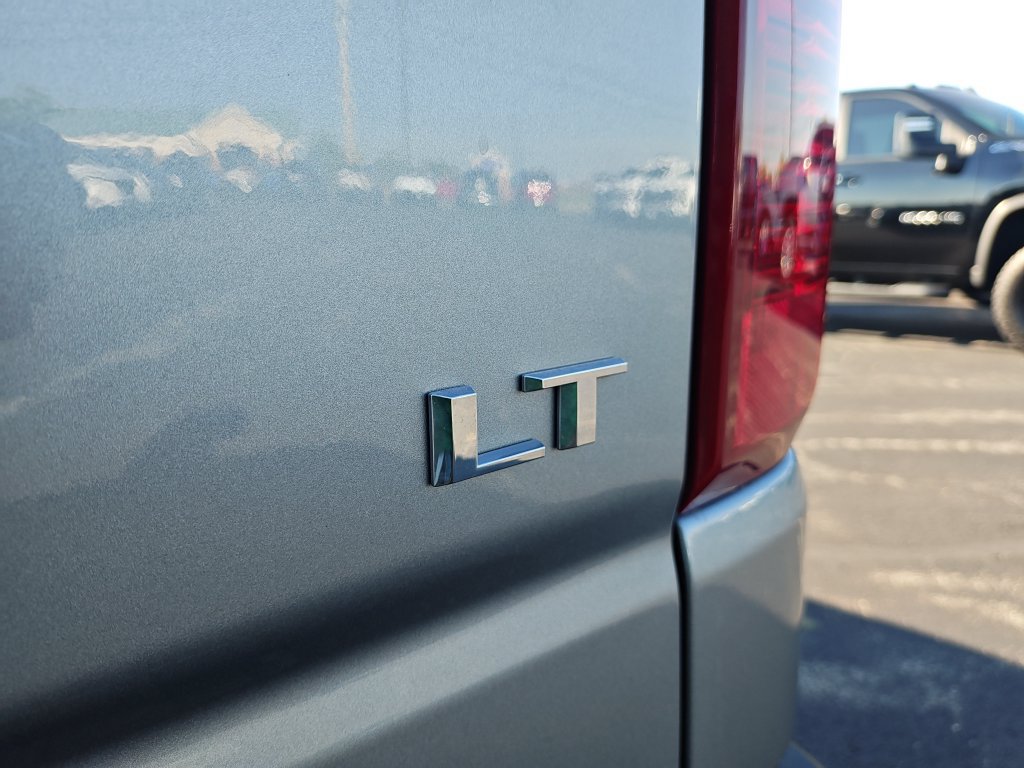 Used 2024 Chevrolet Silverado 1500 LT AWD/4WD image 28