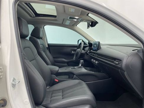 Used 2024 Honda HR-V EX-L image 17