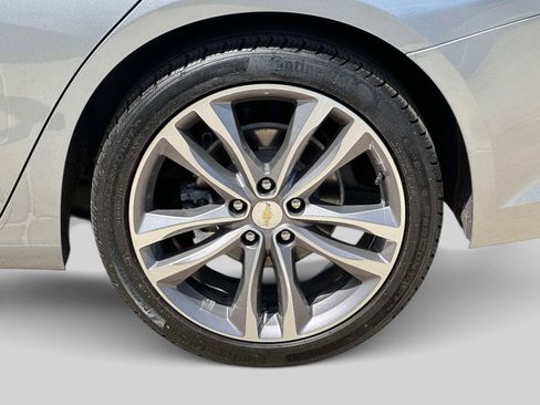 Used 2023 Chevrolet Malibu LT FWD image 5