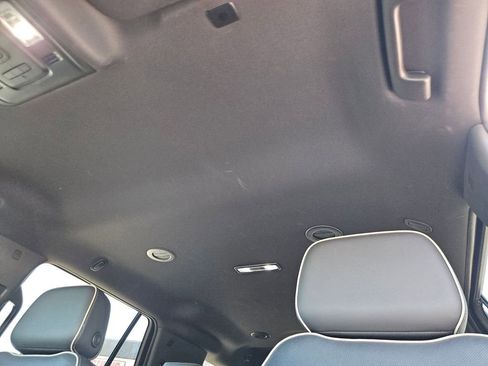 Used 2023 GMC Yukon SLT image 22