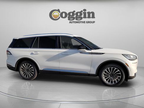 Used 2022 Lincoln Aviator Reserve w/ Equipment Group 201A image 15