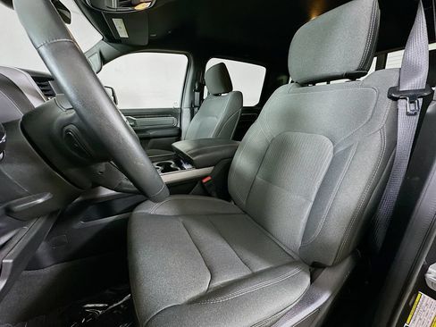 Used 2022 RAM 1500 Big Horn AWD/4WD image 14