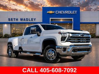 Used 2025 Chevrolet Silverado 3500 LTZ w/ LTZ Convenience Package AWD/4WD video 1