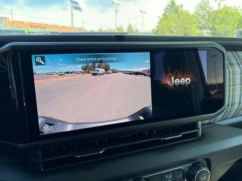 New 2026 Jeep Gladiator Sport AWD/4WD image 28