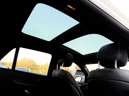 Used 2018 Mercedes-Benz GLC 300 image 33