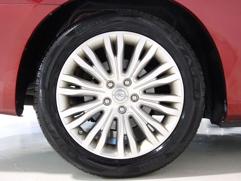 Used 2013 Chrysler 200 Limited FWD image 69