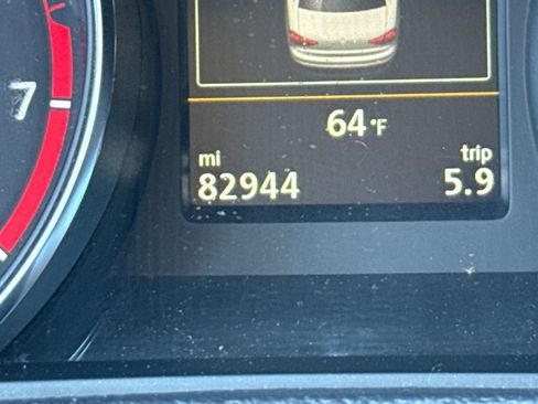 Used 2017 Volkswagen Passat 1.8T SE image 28