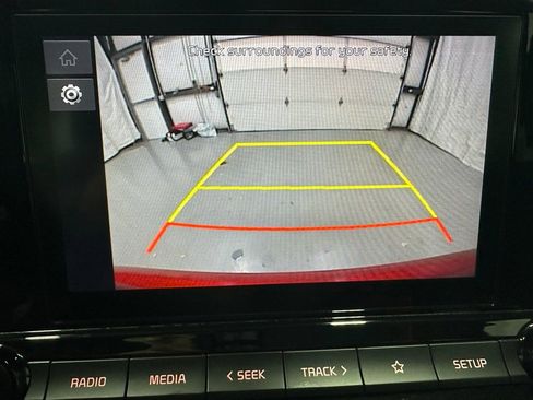 Used 2024 Kia Forte LXS image 32