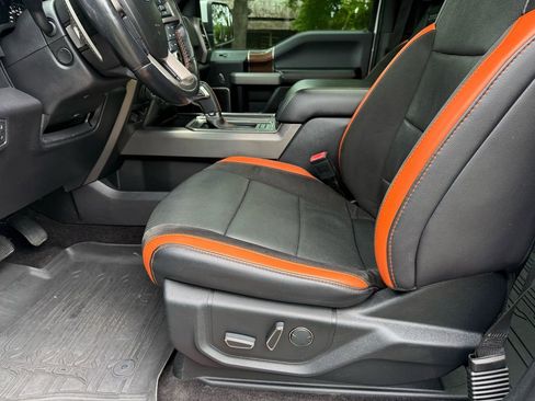 Used 2018 Ford F150 Raptor w/ Equipment Group 802A Luxury AWD/4WD image 16