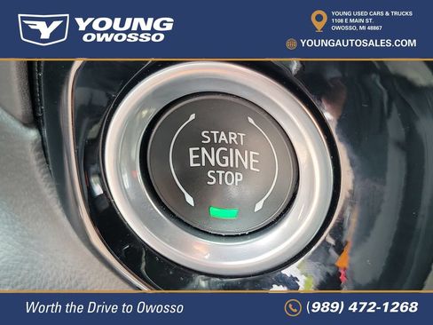 Used 2024 Chevrolet Silverado 1500 LT Trail Boss w/ Convenience Package II AWD/4WD image 16