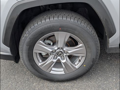 Used 2024 Toyota RAV4 XLE image 22