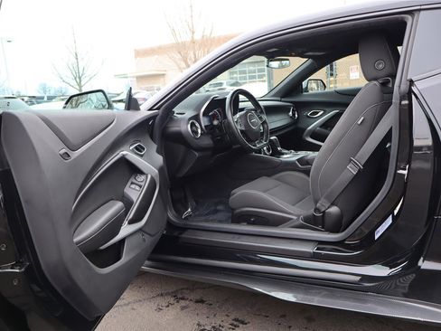 Used 2023 Chevrolet Camaro LT image 12