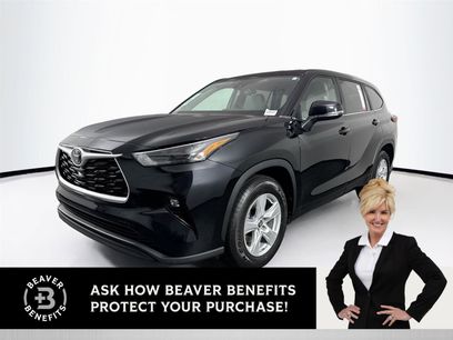 Used 2023 Toyota Highlander LE