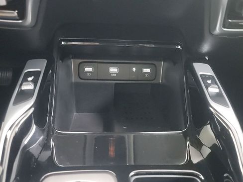 Certified 2022 Kia Sorento SX w/ Panoramic Sunroof Package AWD/4WD image 31