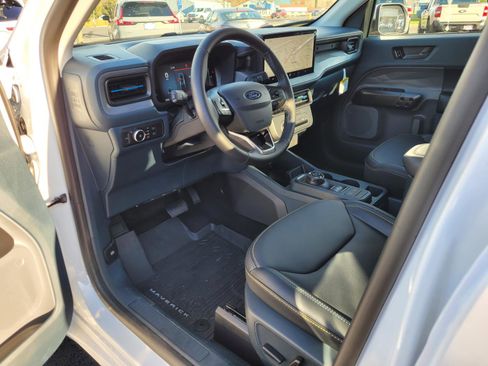 New 2025 Ford Maverick Lobo image 15