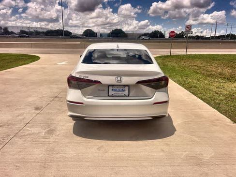 Used 2026 Honda Civic LX image 6