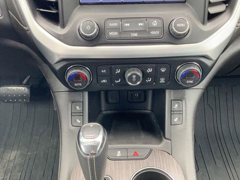Used 2019 GMC Acadia SLT w/ LPO, Floor Liner Package AWD/4WD image 21