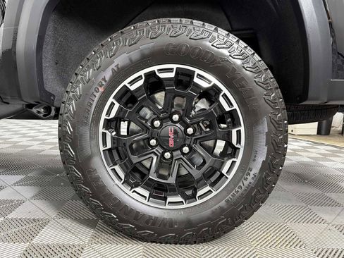 New 2026 GMC Canyon AT4 w/ AT4 Premium Package image 38