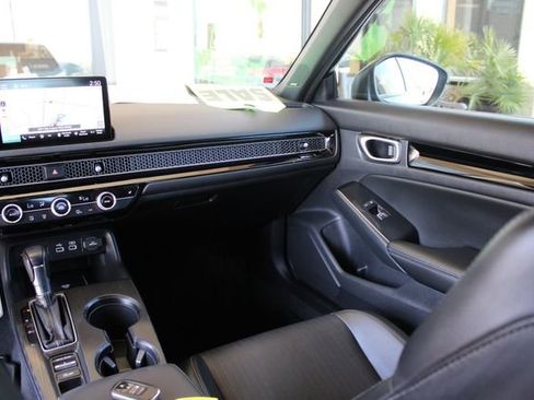 Used 2023 Honda Civic Sport Touring image 14