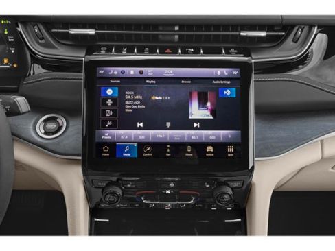 Certified 2024 Jeep Grand Cherokee Summit AWD/4WD image 10