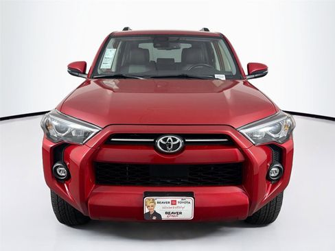 Certified 2024 Toyota 4Runner SR5 Premium AWD/4WD image 9