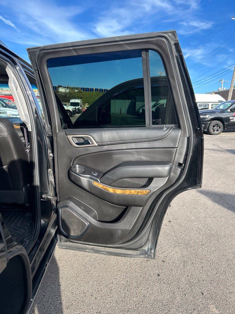 Used 2017 GMC Yukon Denali w/ Open Road Package AWD/4WD image 15