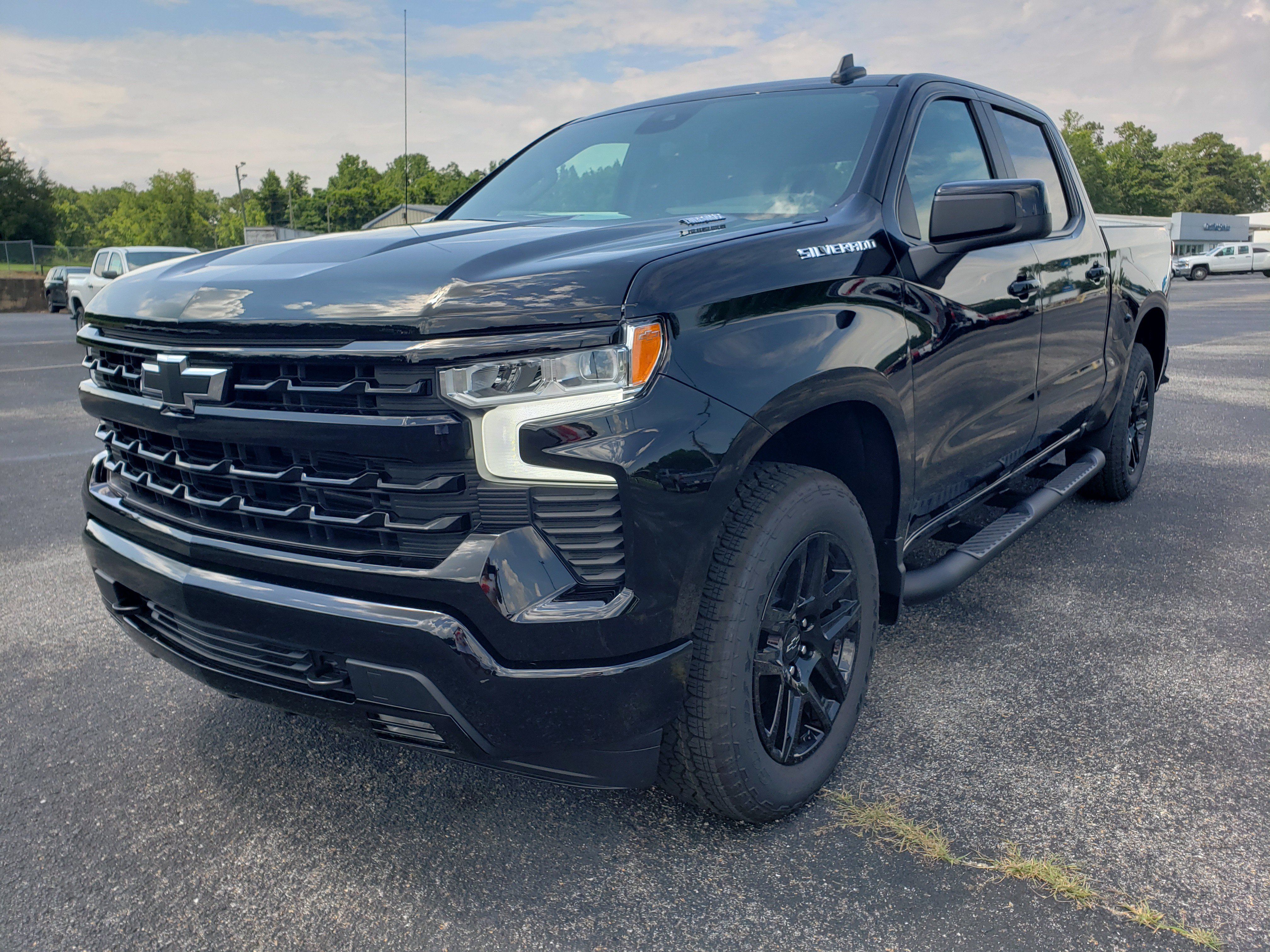 New 2026 Chevrolet Silverado 1500 RST w/ RST Select Package AWD/4WD image 2