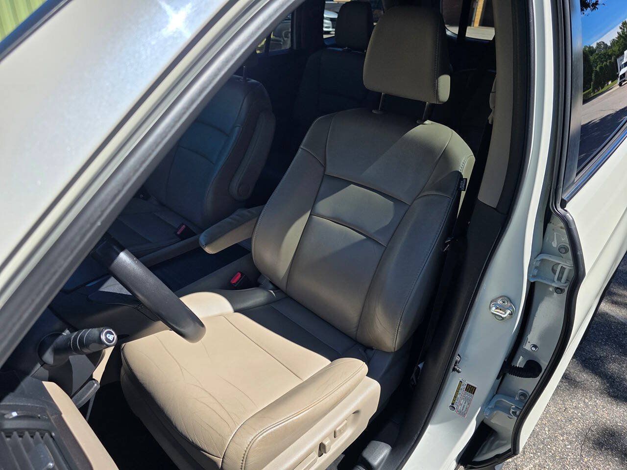 Used 2017 Honda Pilot EX-L image 12