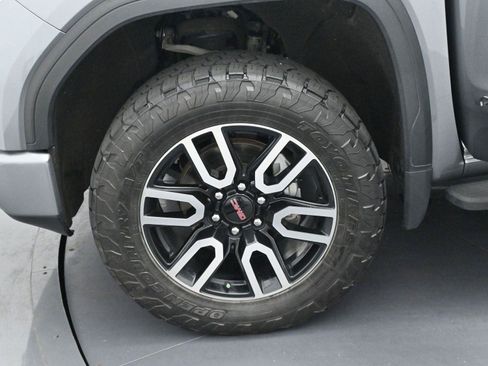 Used 2021 GMC Sierra 1500 AT4 w/ AT4 Premium Package AWD/4WD image 38