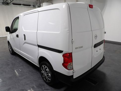 Used 2020 Nissan NV200 S image 5