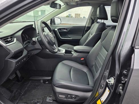 Used 2025 Toyota RAV4 XLE Premium w/ Weather Package AWD/4WD image 20