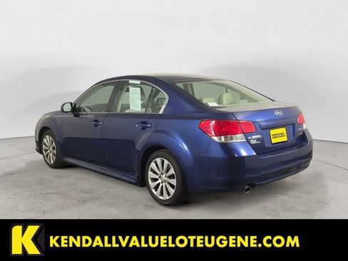 Used 2010 Subaru Legacy 2.5i Limited AWD/4WD image 3